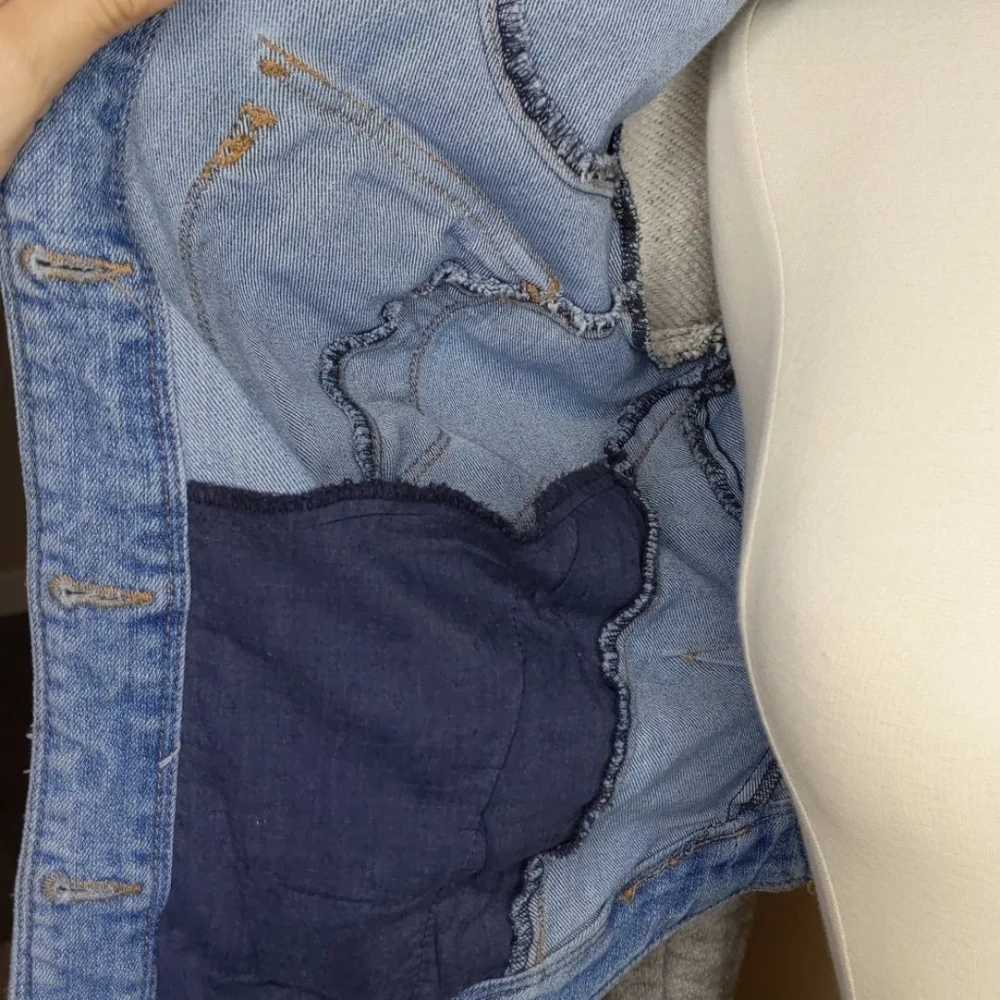 TINSELTOWN Coutoure Denim Jacket Size S /M